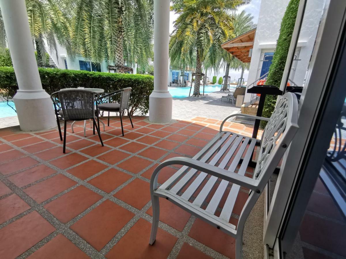 The Verona Villa ホアヒン郡 エクステリア 写真